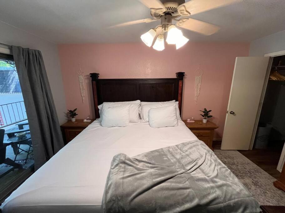 Healing Haven King Bed Suite Dallas Luaran gambar