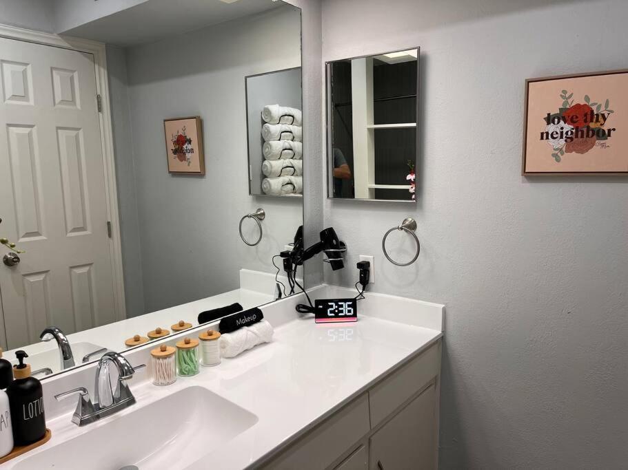Healing Haven King Bed Suite Dallas Luaran gambar